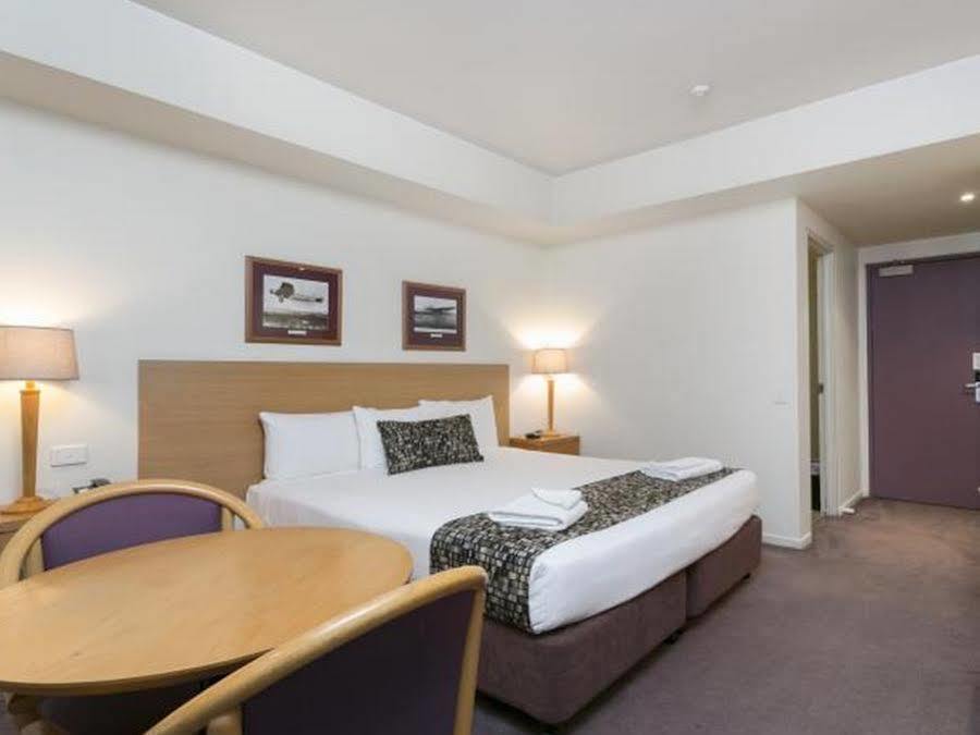 Kingsford Smith Motel Brisbane Bagian luar foto
