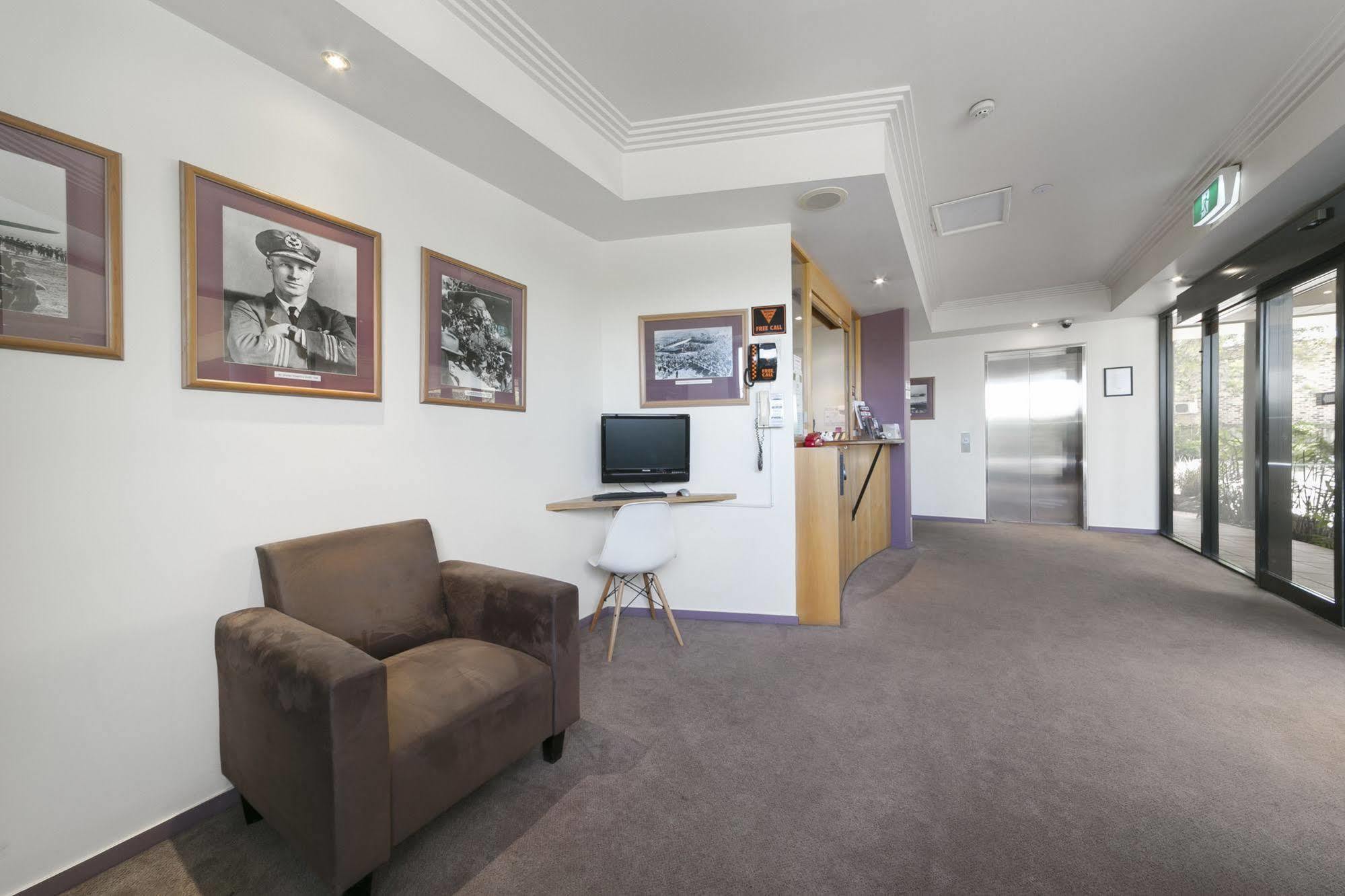 Kingsford Smith Motel Brisbane Bagian luar foto